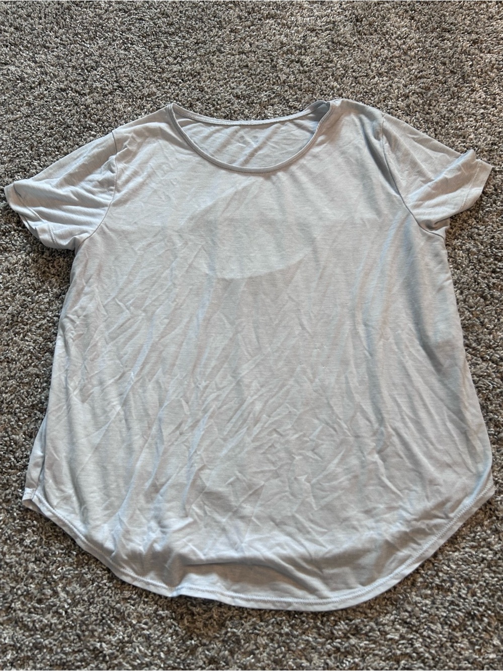 Under Armour Light Gray Scoop Neck Short Sleeve Tee
